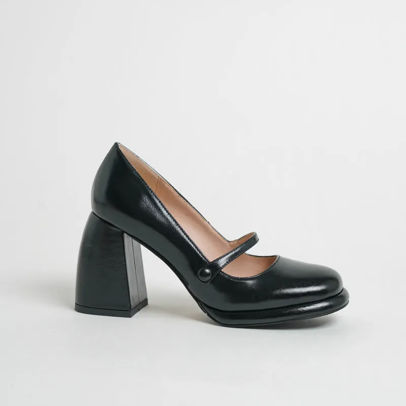 Willah Chunky Heel Genuine Leather Mary Janes