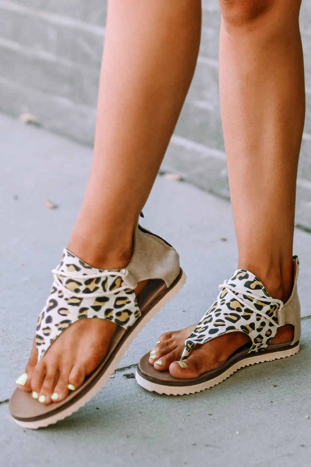 Women Summer Walking Flat Sandals Leopard Printed Zipper Flip Flop